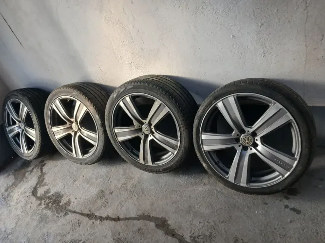 vendo rodas 19 com pneu bom