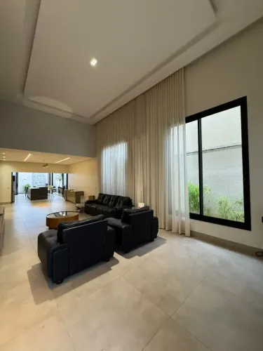 Casa para alugar mobiliada no Condominio Jardim Veneza 3 suítes