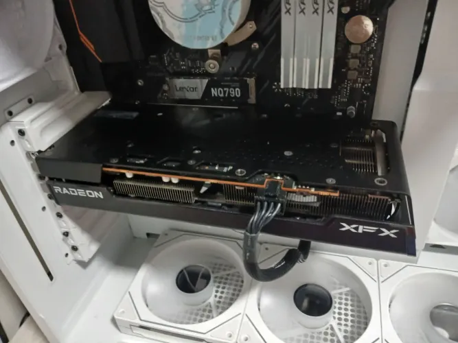 Rx 7600 8gb NOVA