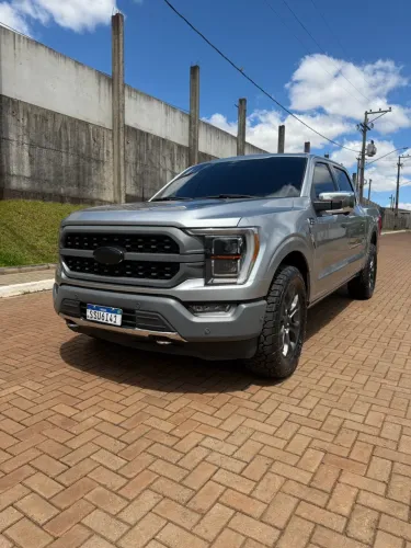Ford F-150 Platinum 4X4 5.0 V8 2023