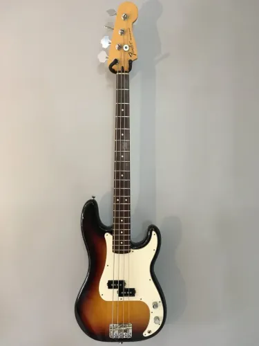 Fender precision bass 