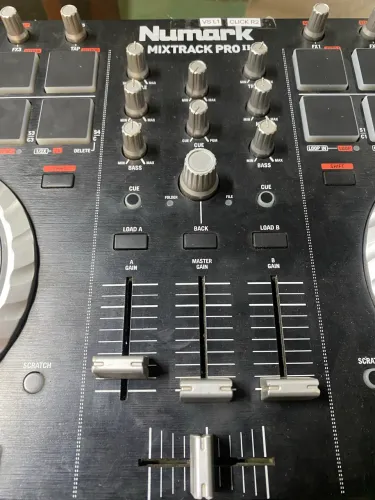 CONTROLADORA DJ