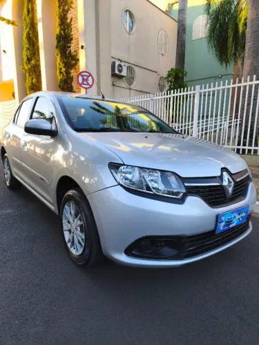 Renault Logan Expression Hi-flex 1.6 8V 4P 2017