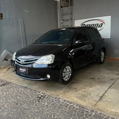Toyota Etios XS 1.3 Flex 16V 5P Mec. 2013