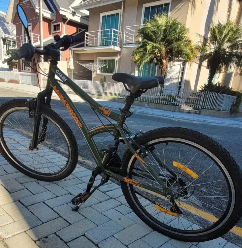 Bicicleta Caloi Maseron T, aro 24 seminova