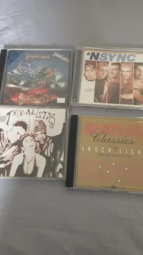 Cds diversos - NSYNC, Judas Priest, Tribalistas e The Beatles 
