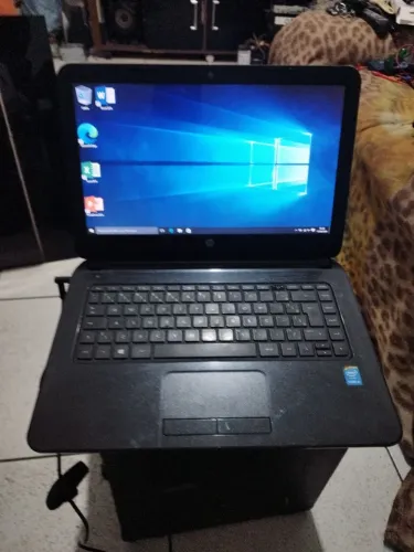 Not book Hp_processador i5 quarta geração _12 de ram _bateria nova Windows 10_tudo ok