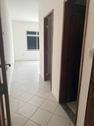 Alugo Sala Comercial na Av Silas Munguba