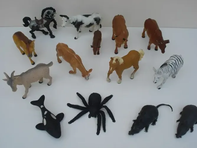 Kit 14 Animais da Fazenda de Borracha