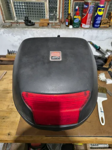 BAULETO GIVI 29 LITROS - GIVI E29n Monolock Compact