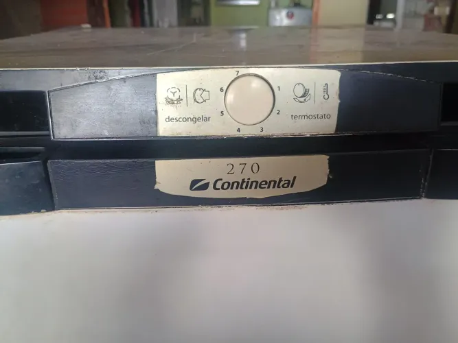 Geladeira 270 LTS continental