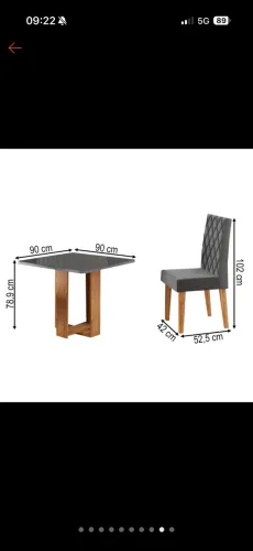 Mesa de Jantar quadrada com 4 cadeiras