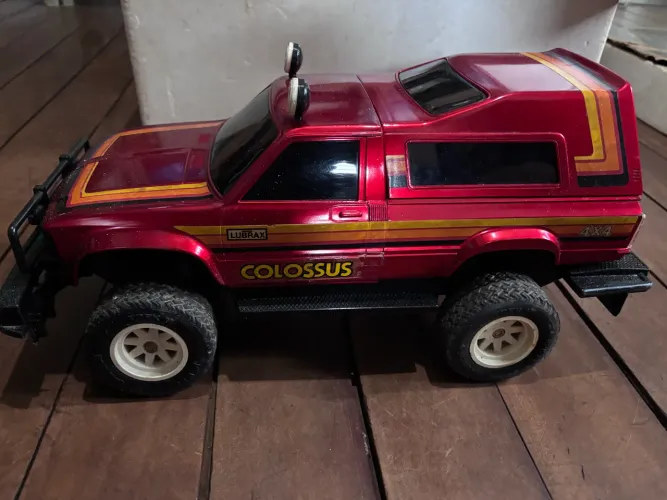 Carro colossus controle remoto vintage