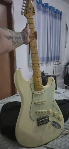 Guitarra PHX st-2 Vintage stratocaster