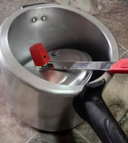 Panela de pressão 4,5 l no Rio Comprido