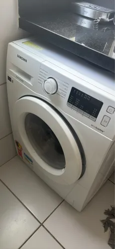 Vendo máquina lava e seca 