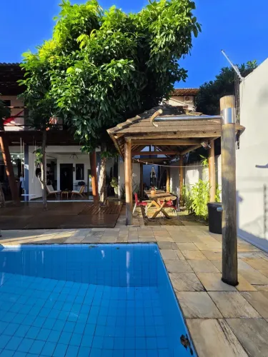 Casa com 3 Suites em Capim Macio com piscina, e móveis planejados