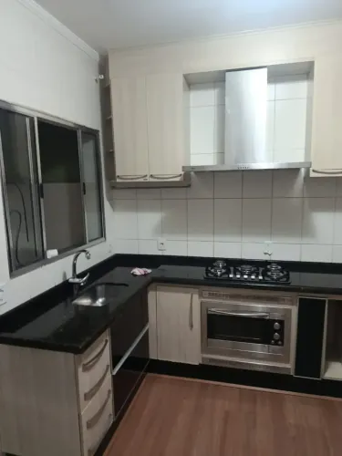 Sobrado para aluguel possui 75 metros quadrados com 2 quartos em Vila Ré - São Paulo - SP