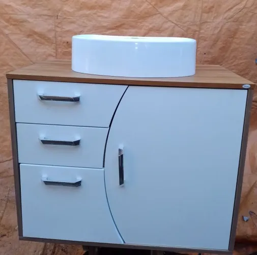 Gabinete Banheiro