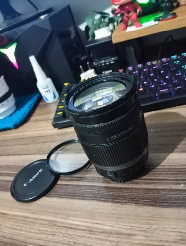 Lente Canon Ef-s Super Zoom 18-200mm F/3.5-5.6