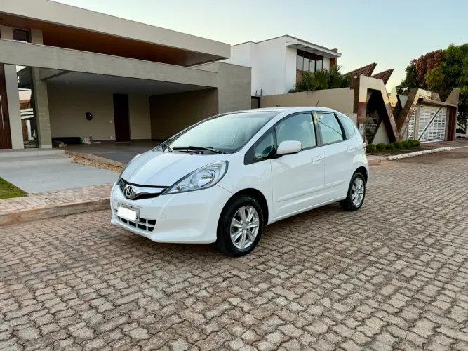 Honda Fit LX 1.4/ 1.4 Flex 8v/16v 5P Aut. 2014