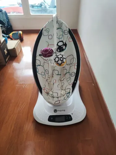 Cadeira de Balanço 4moms MamaRoo