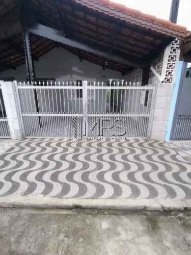 Casa Geminada Decorada à Venda em Caiçara, Praia Grande - 2 Quartos