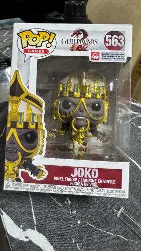 6 bonecos novos é originais Funko pop na caixa 359.00