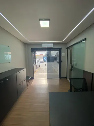 Imóvel para aluguel possui 15 metros quadrados em Boqueirão - Praia Grande - SP