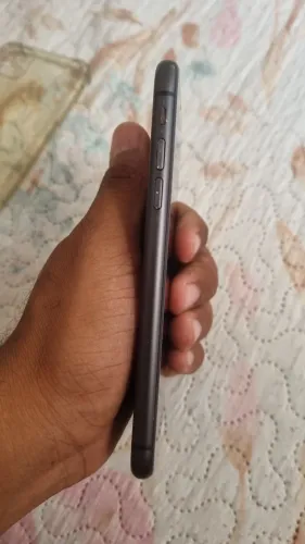 IPHONE 11 COM DEFEITO NA TELA