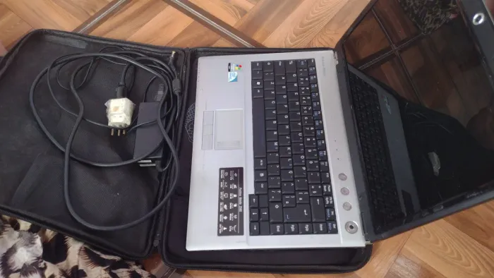 Vendo notebook positivo Windows 8, nunca fiz nada nele!!!