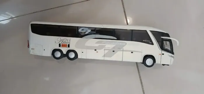 RELÍQUIA PARA COLECIONADORES: Marcopolo Paradiso 1200 G7 (Metal/Die-Cast)