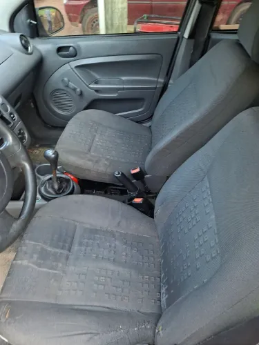 Ford Fiesta Street/ Action 1.0 8V 5P 2004