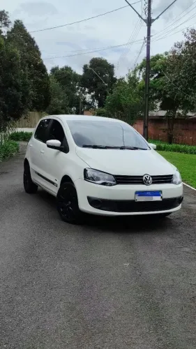 Volkswagen Fox 1.0 MI Total Flex 8V 5P 2011