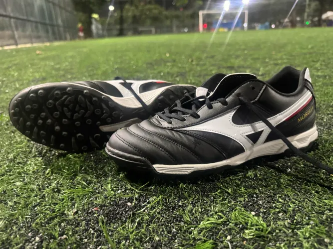 Chuteira Mizuno Morelia pro