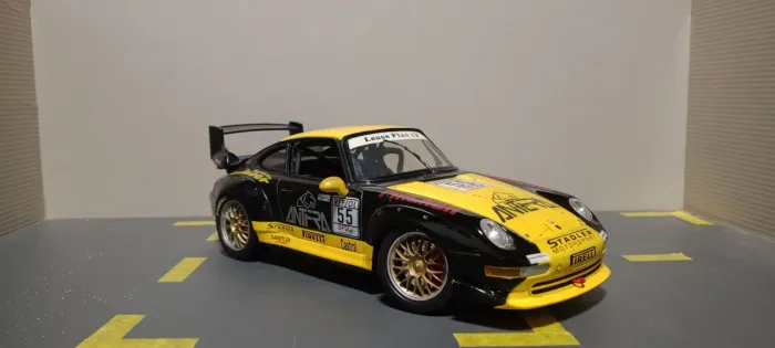 Porsche GT2