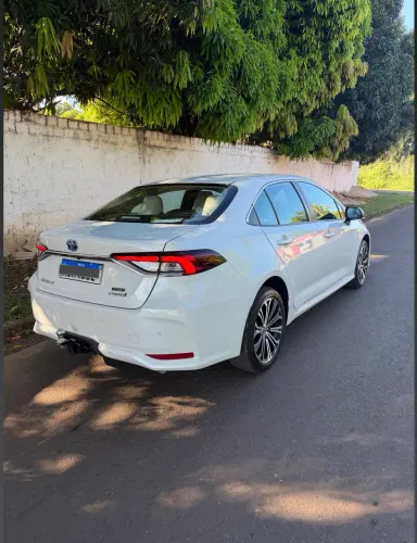 Toyota Corolla Altis Prem. Hybrid 1.8 Flex AUT 2023