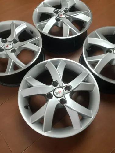 Rodas aro 15 - 4x100 zeradas