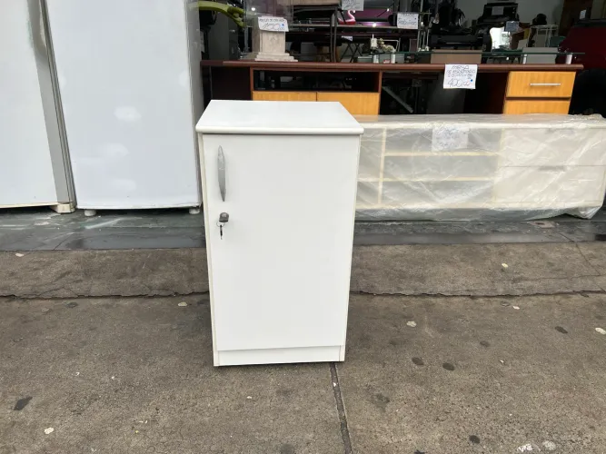 Armário Gabinete Multiuso 1 Porta com Chave