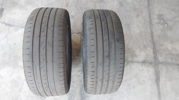 Par Pneu Goodyear Wrangler Territory Ht  235/45/19