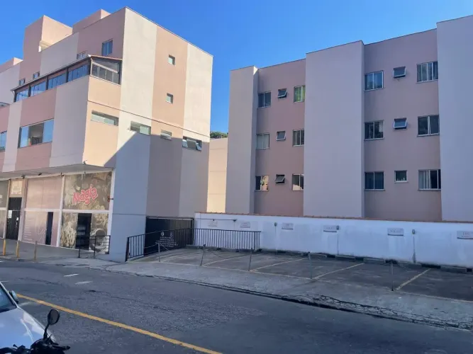 More no Bairro Borboleta com Entrada de R$ 80 Mil Aceita Carro e Proposta! - Juiz de Fora