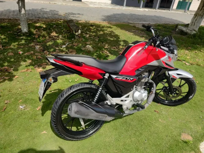 Moto a venda!