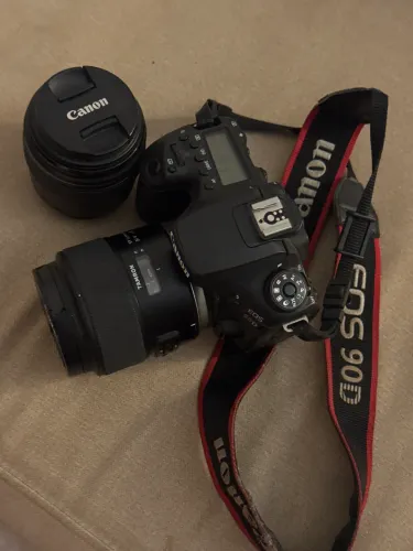 CANON 90D (kit câmera + 35mm + 85mm)