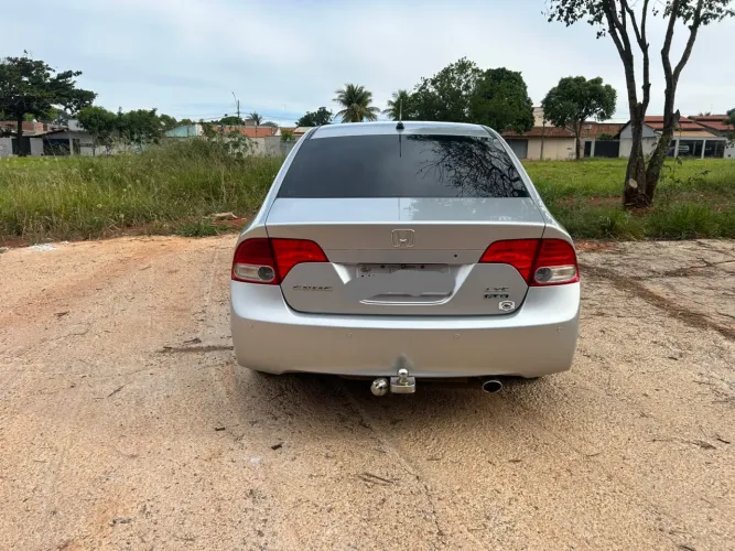 Honda Civic Sedan LXS 1.8/1.8 Flex 16V Aut. 4P 2010