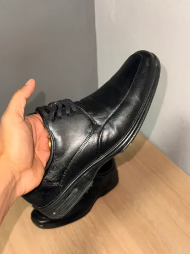 SAPATO SOCIAL TAMANHO 40 - COM AMORTECEDOR
