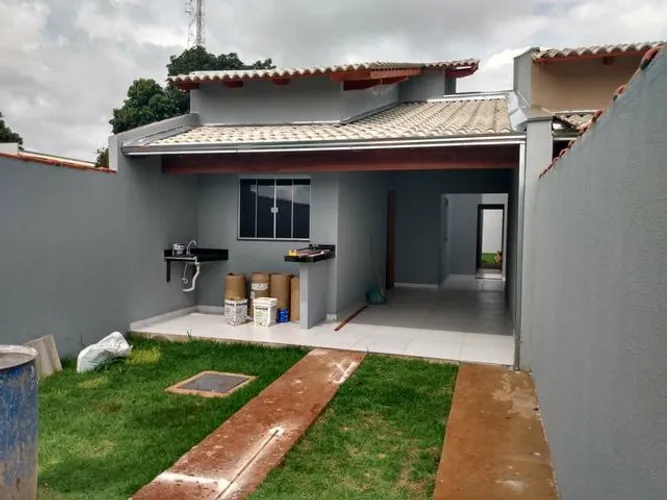 Casa em vários setores em Anápolis, entrada a partir de 25 mil.