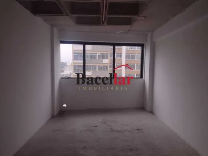 Sala : / Comercial / Tijuca