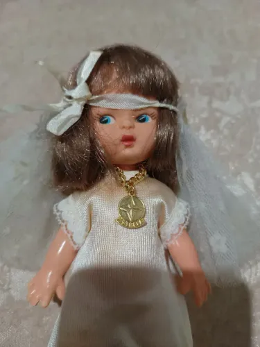 Boneca antiga