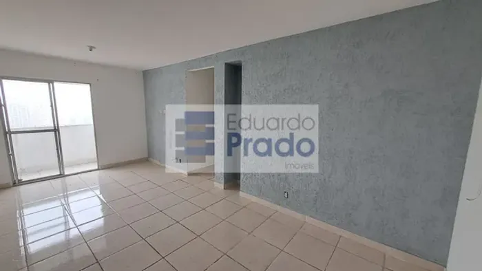 Apartamento com 3 Quartos à Venda
