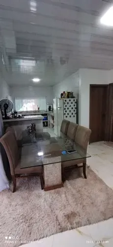 //Linda casa com quintal e garagem no Águas Claras